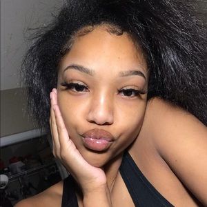 Meet your Posher, Treniece